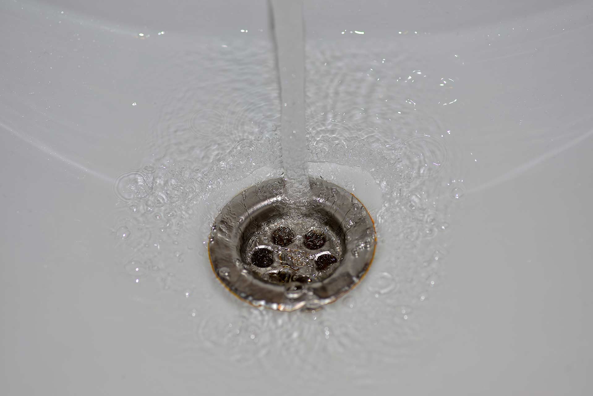 A2B Drains provides services to unblock blocked sinks and drains for properties in Hitchin.